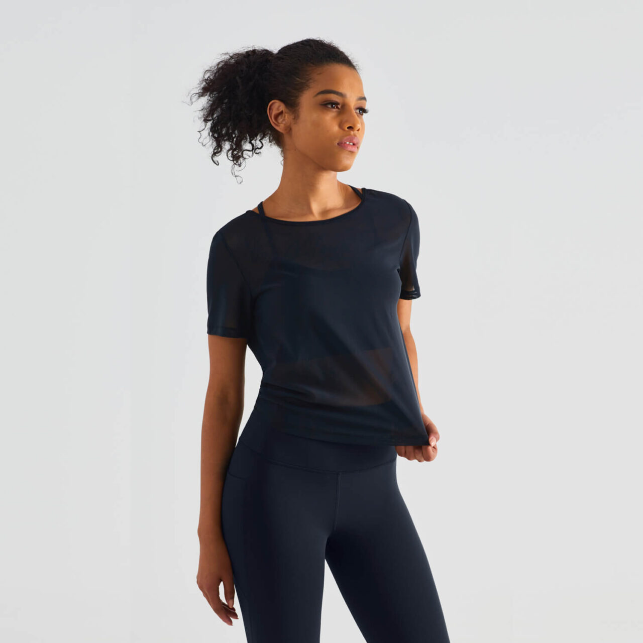 Cooling Mesh Top With Twist Back