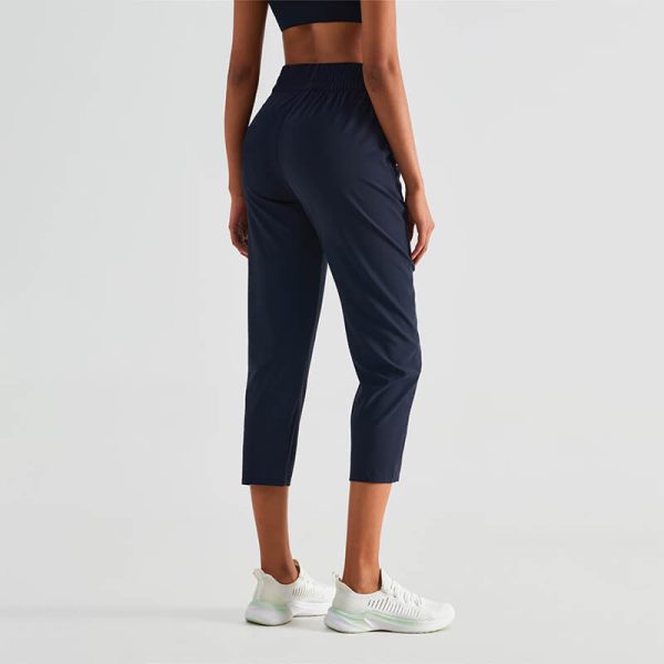 Quick-Dry Lightweight Cropped Joggers with UV-Protection