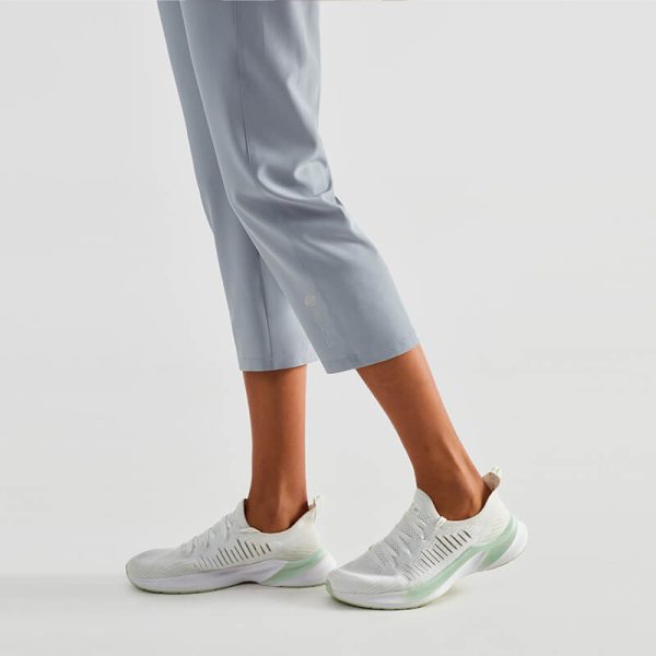 Quick-Dry Lightweight Cropped Joggers with UV-Protection