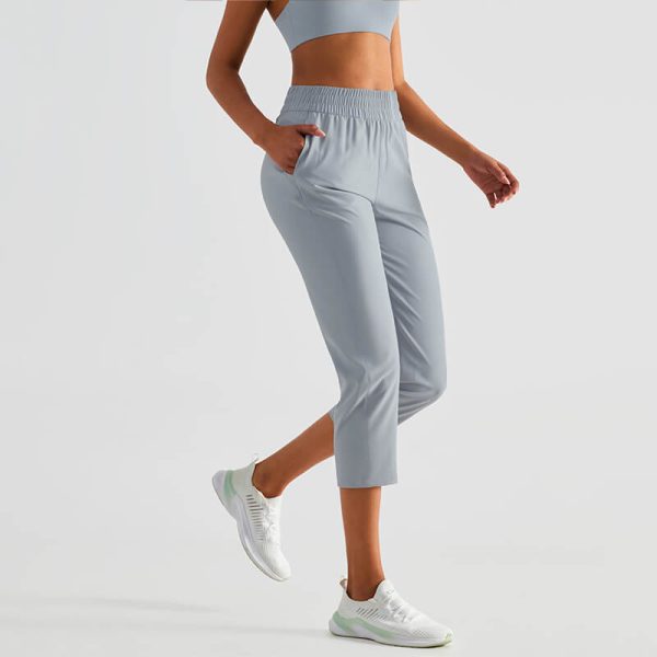 Quick-Dry Lightweight Cropped Joggers with UV-Protection