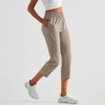Quick-Dry Lightweight Cropped Joggers with UV-Protection