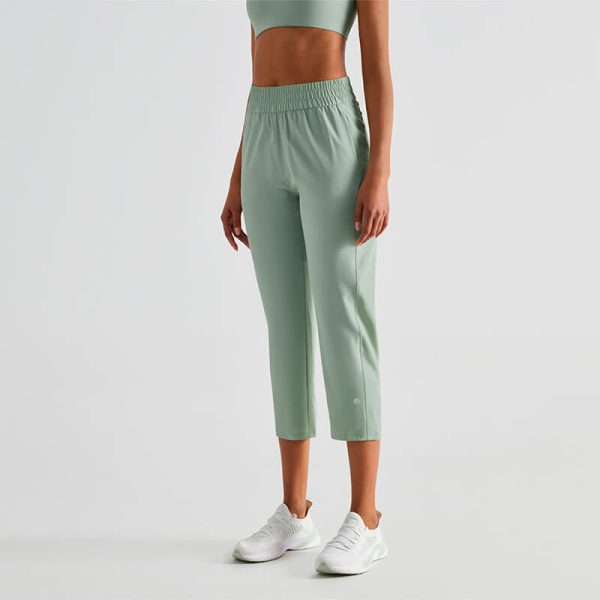 Quick-Dry Lightweight Cropped Joggers with UV-Protection