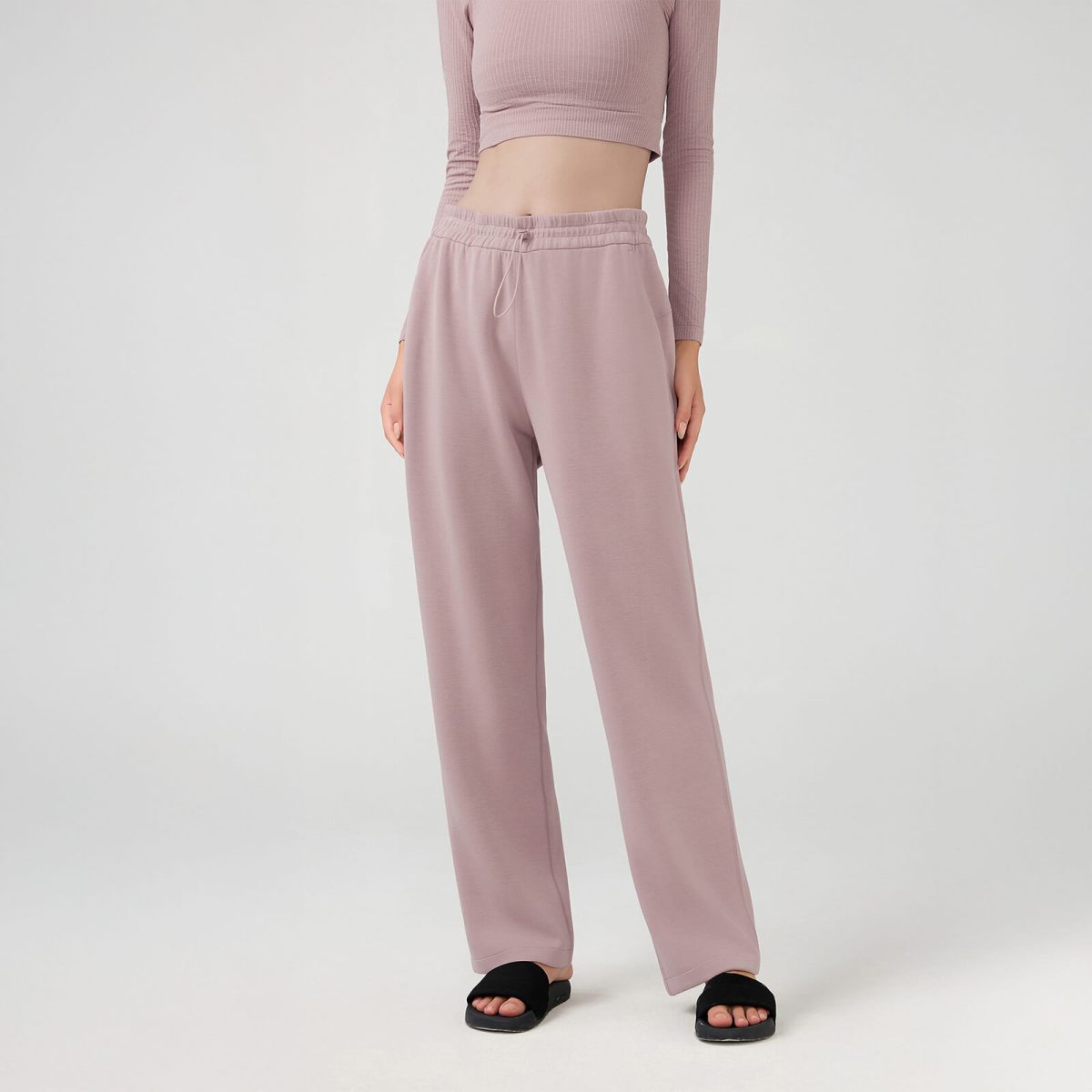 Warm Cloud Straight-Leg Sweat Pants