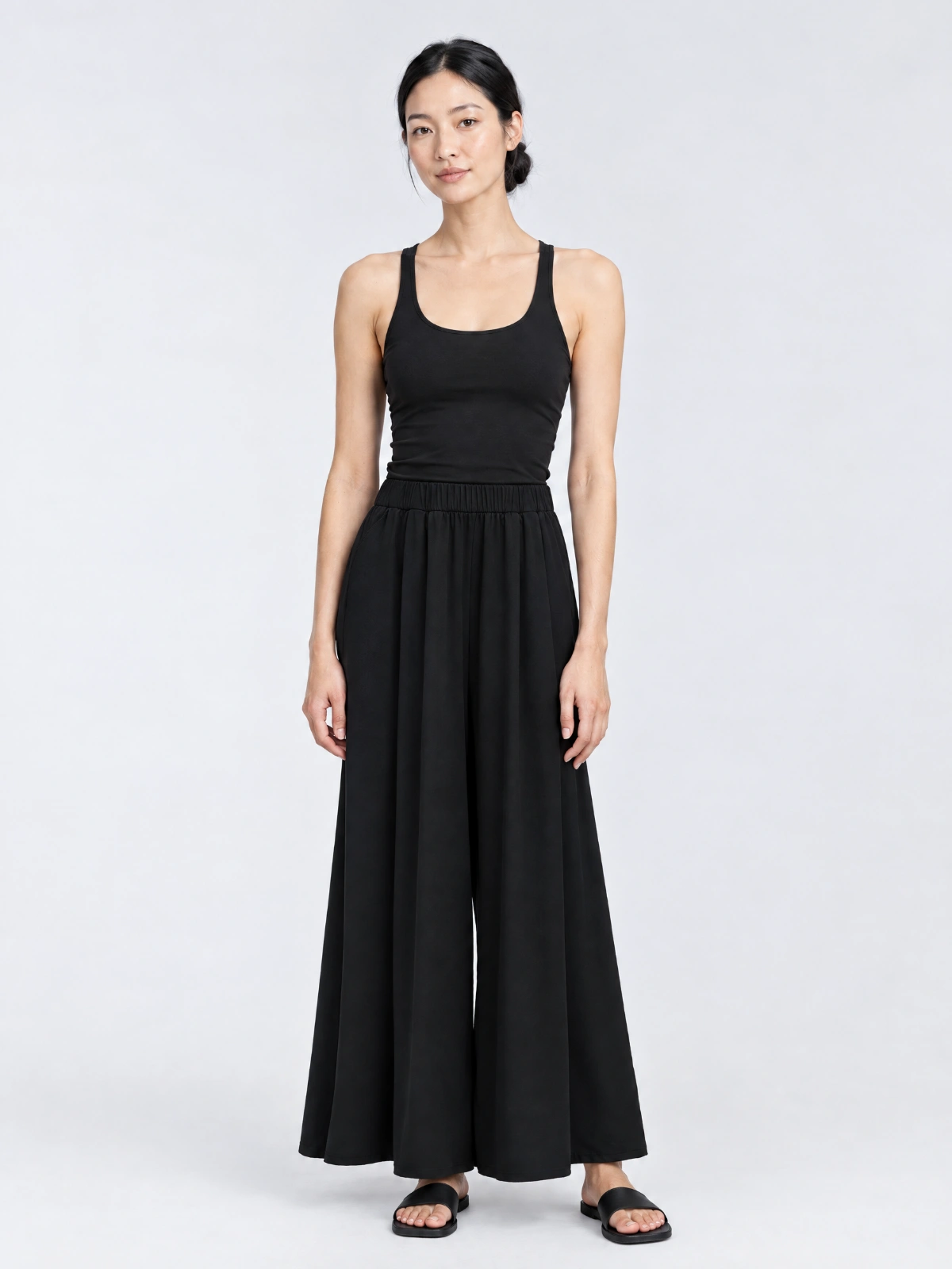 Flowy Wide-Leg Yoga Pants – High-Waisted Relaxed Fit