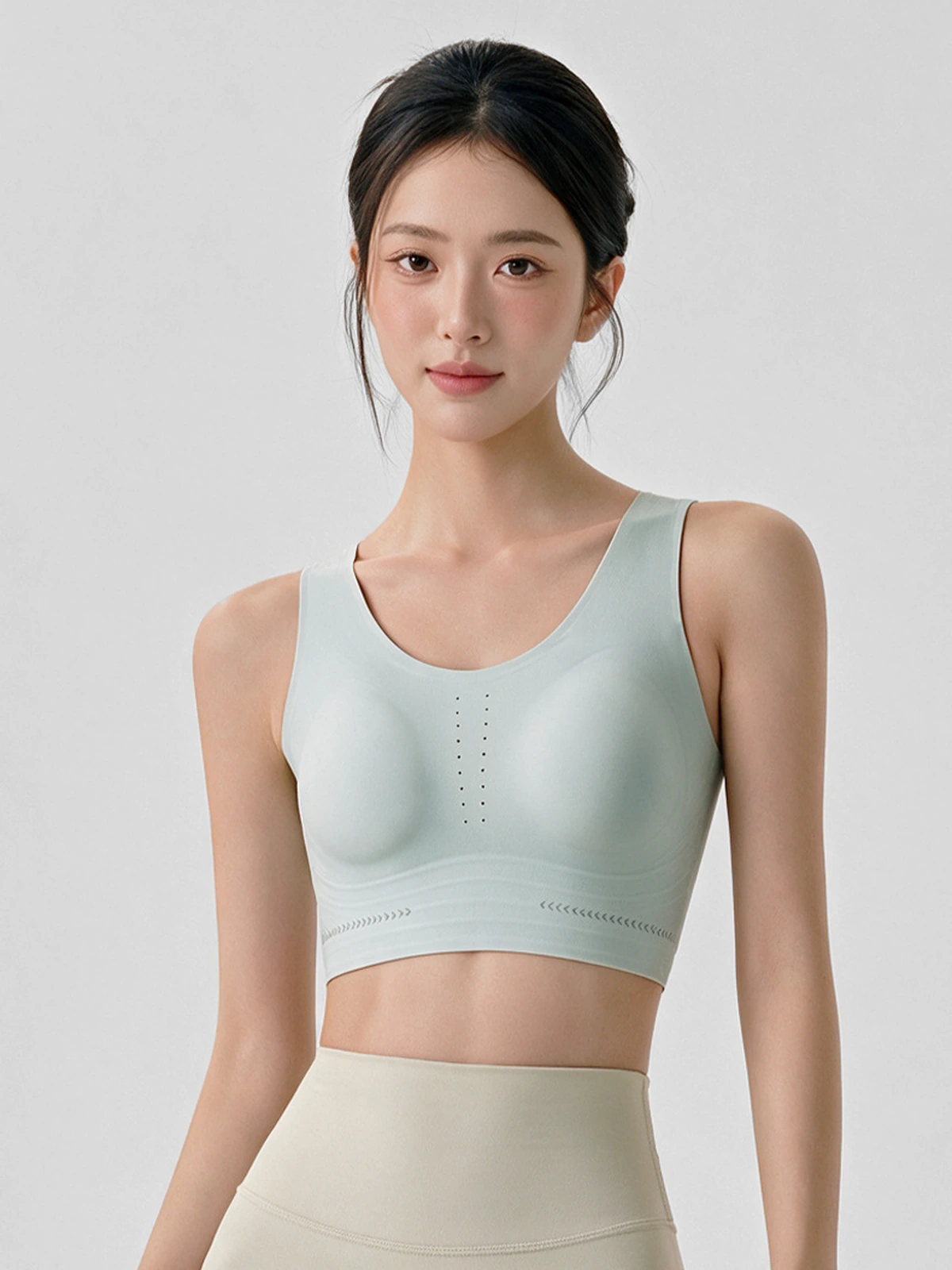 High-Support Wireless Sports Bra – Padded Workout Yoga & Pilates Bra