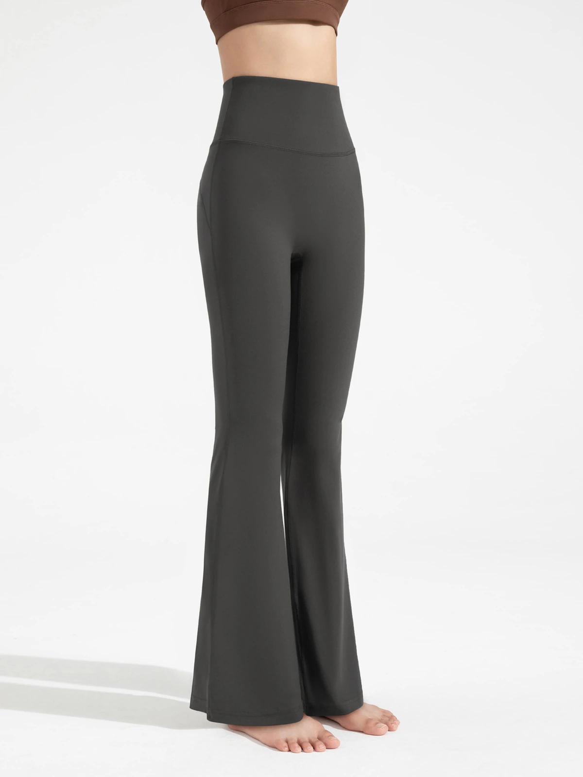 High-Waisted Flared Yoga Pants – Super Stretch Sculpting Workout Trousers
