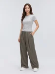 High-Waisted Wide-Leg Pants – Loose Fit Workout Trousers