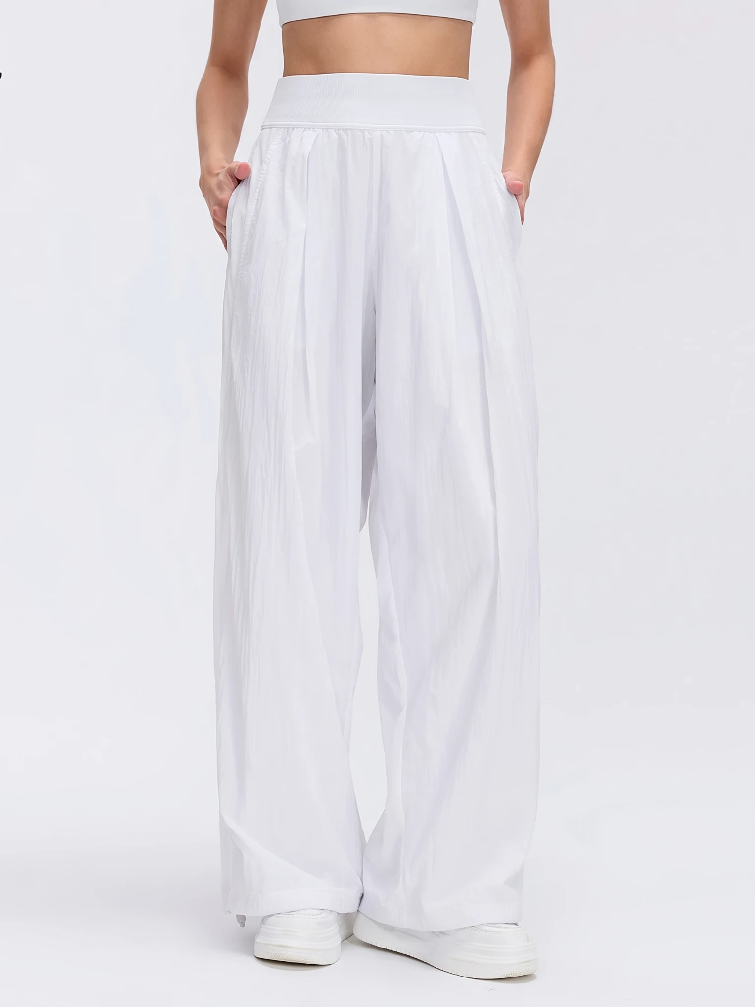 White high-waisted straight-leg pants front view